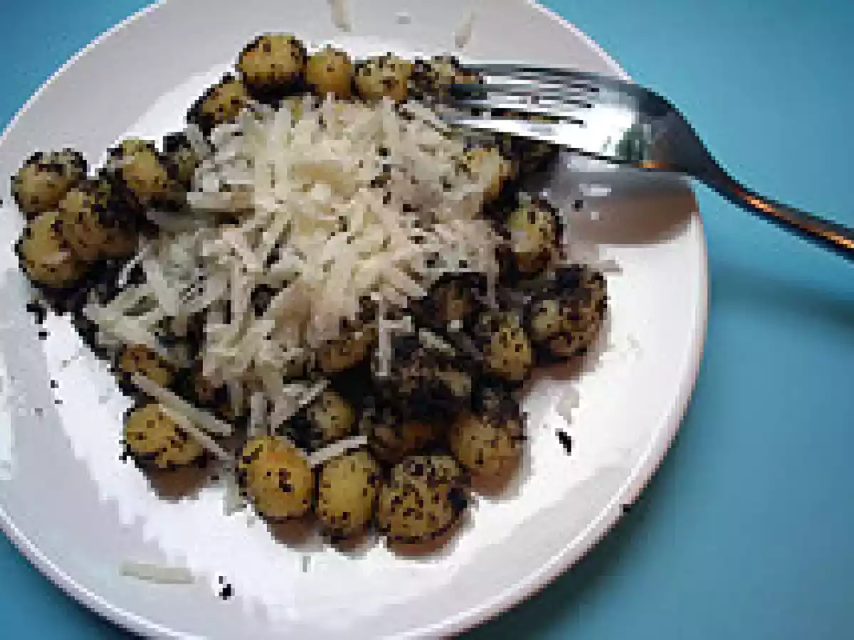 Mohn-gnocchi mit parmesan