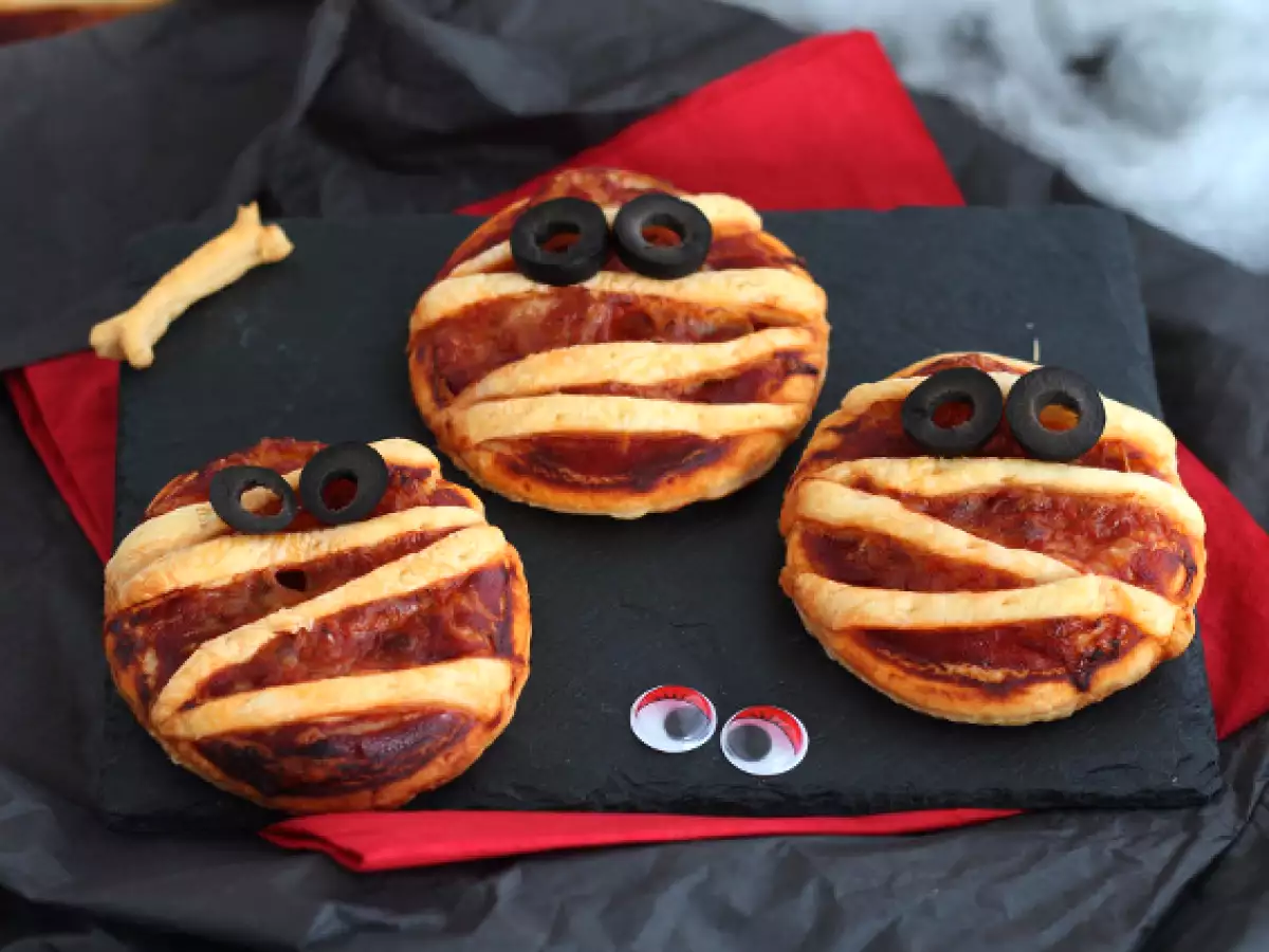 Mumien-Pizzen aus Blätterteig : einfacher Halloween-Snack - foto 4