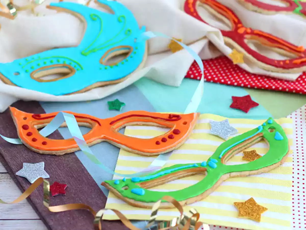 Mürbegebäck Karnevalsmasken