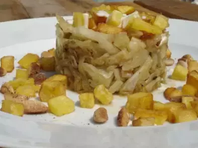 Nachgekocht: Spitzkohltörtchen mit Kartoffelcroutons und karamellisierten