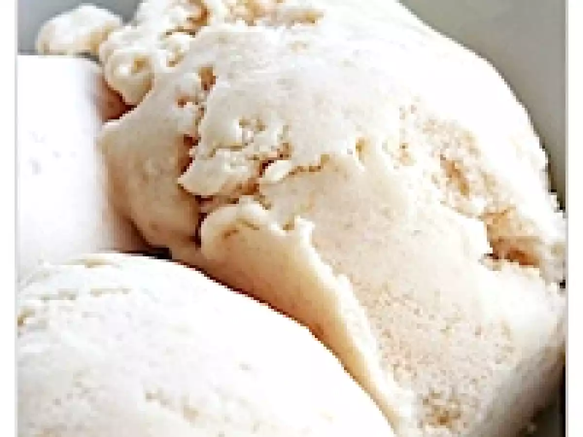 Nektarinen-Ingwer-Eiscreme