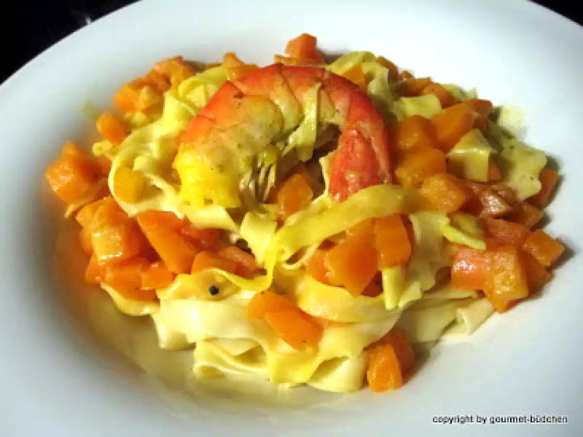 Nicht wirklich regional, Garnelen auf Bandnudeln in Möhrensafransauce