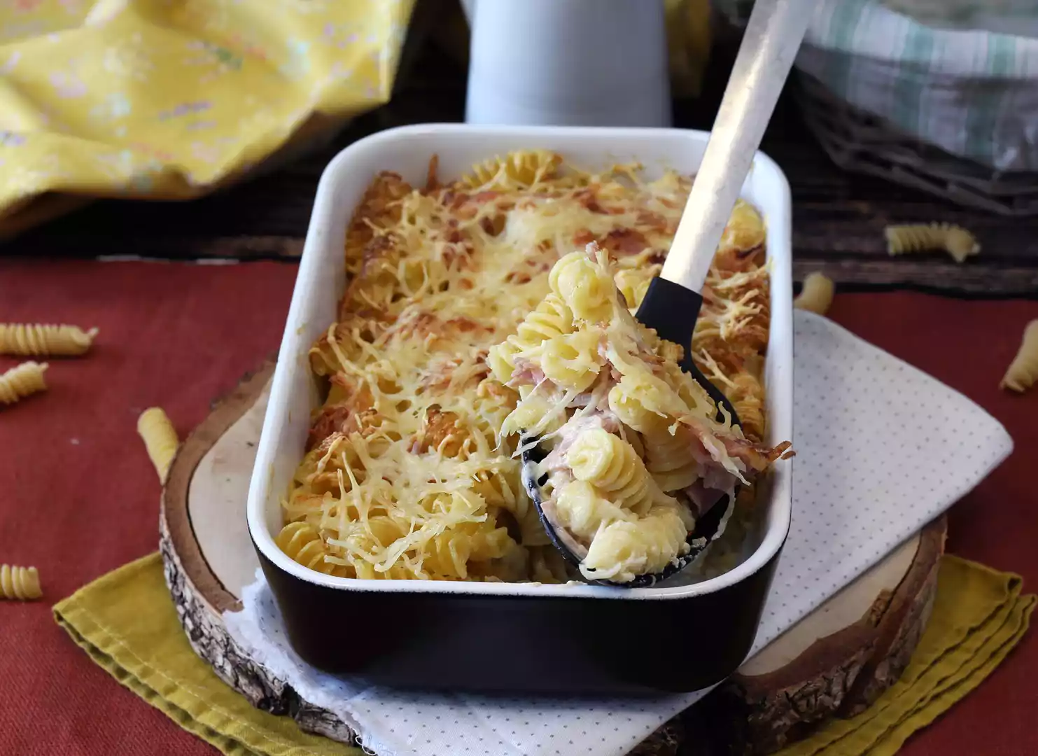 Nudelgratin mit schinken und käse aus dem airfryer Nudelgratin mit schinken und käse aus dem airfryer