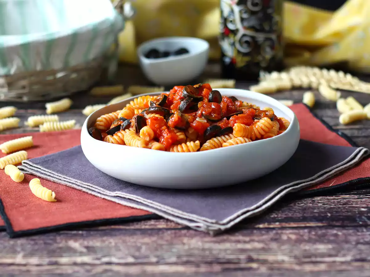 Nudeln mit Olivensauce: preiswert, schmackhaft und einfach zuzubereiten! - foto 2