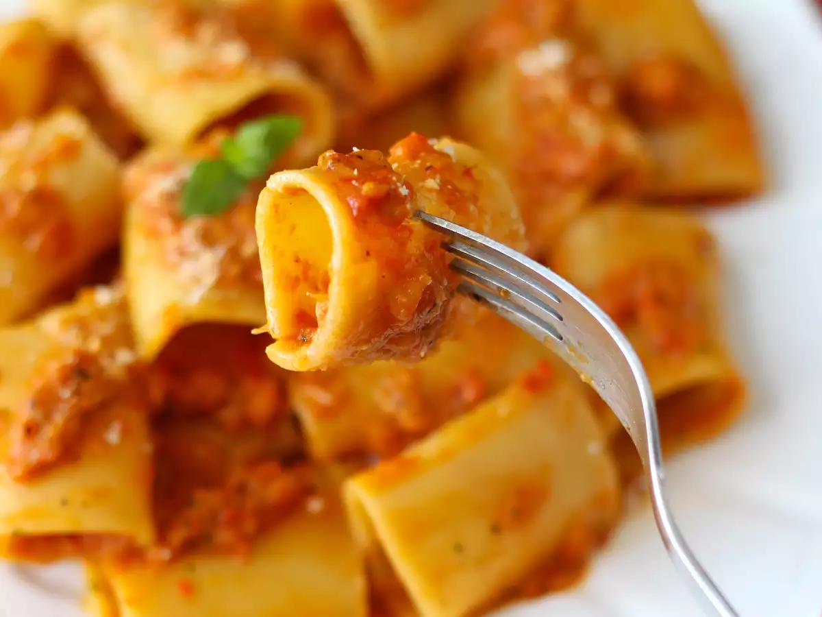 Nudeln mit Paprika und Minze: cremig und aromatisch - foto 4