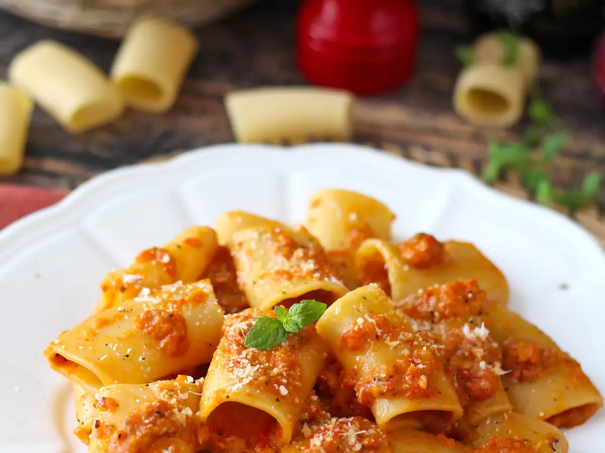 Nudeln mit Paprika und Minze: cremig und aromatisch - foto 6