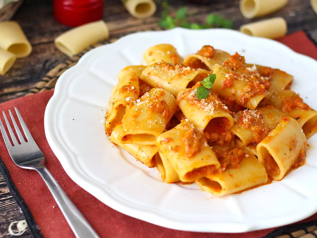 Nudeln mit Paprika und Minze: cremig und aromatisch - foto 7