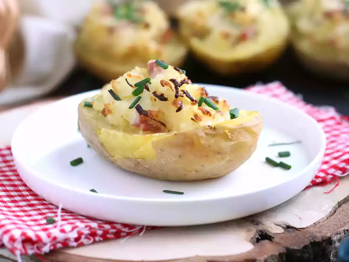 Ofenkartoffeln gefüllt mit Speck und Käse - foto 3