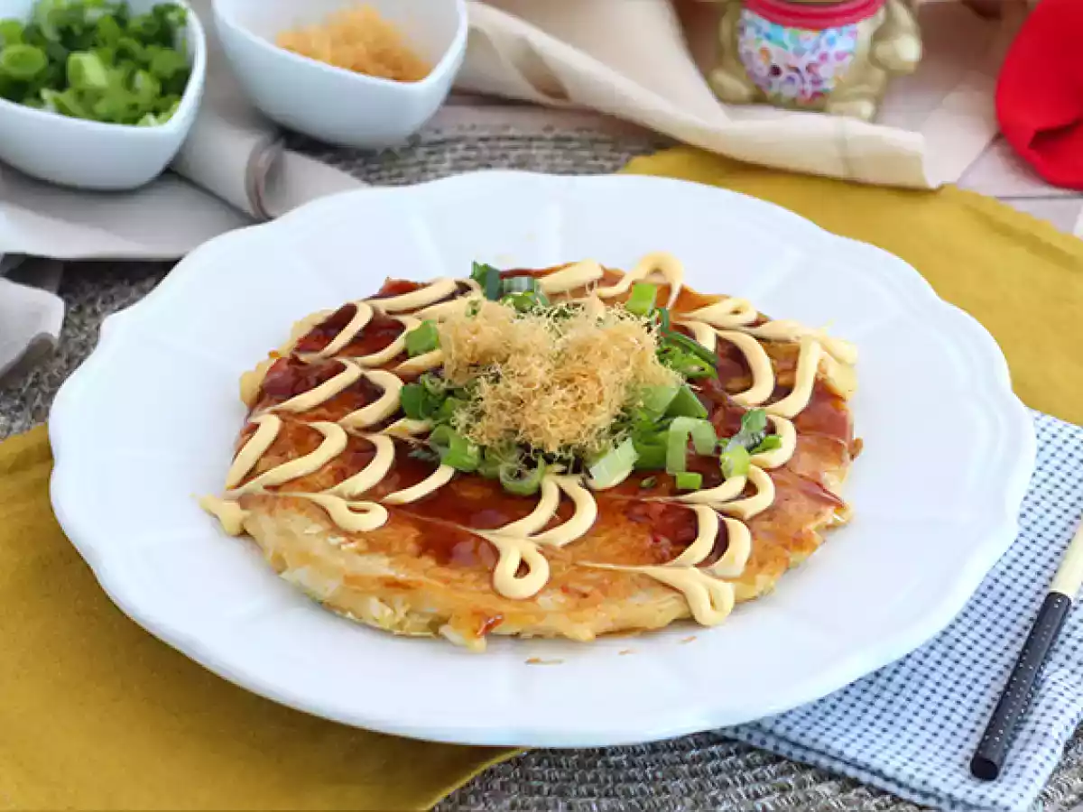 Okonomiyaki - japanisches Omelett