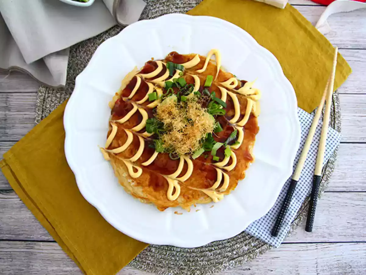 Okonomiyaki - japanisches Omelett - foto 3