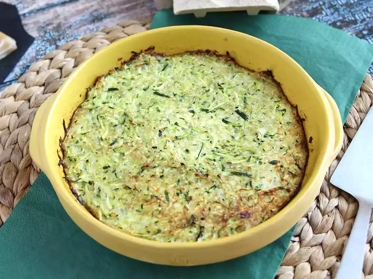 Omelett mit Zucchini und Quinoa