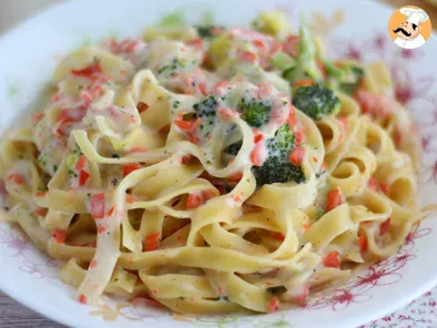 One pot pasta - Tagliatelles mit Lachs und Brokkoli - foto 4