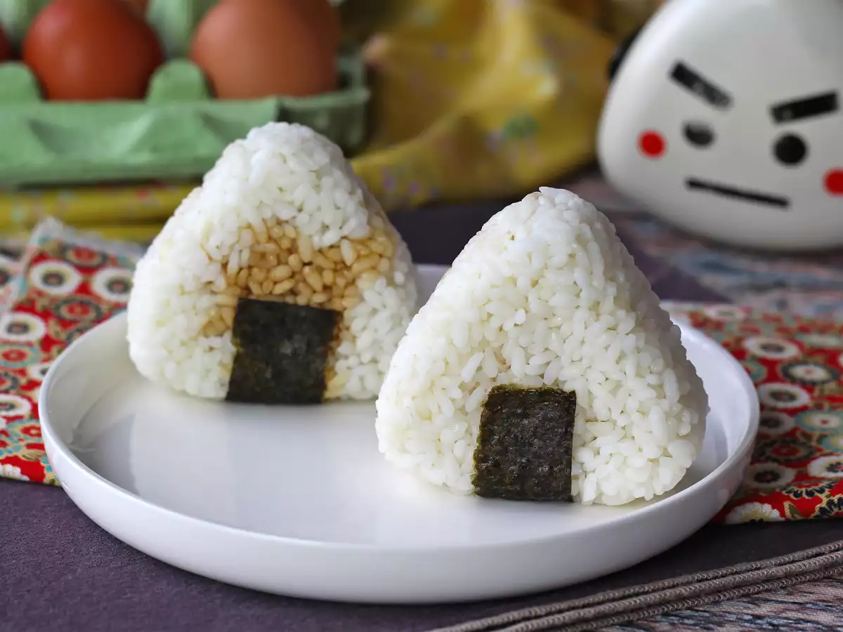Onigiri mit kandierten Eigelben in Sojasauce - foto 4