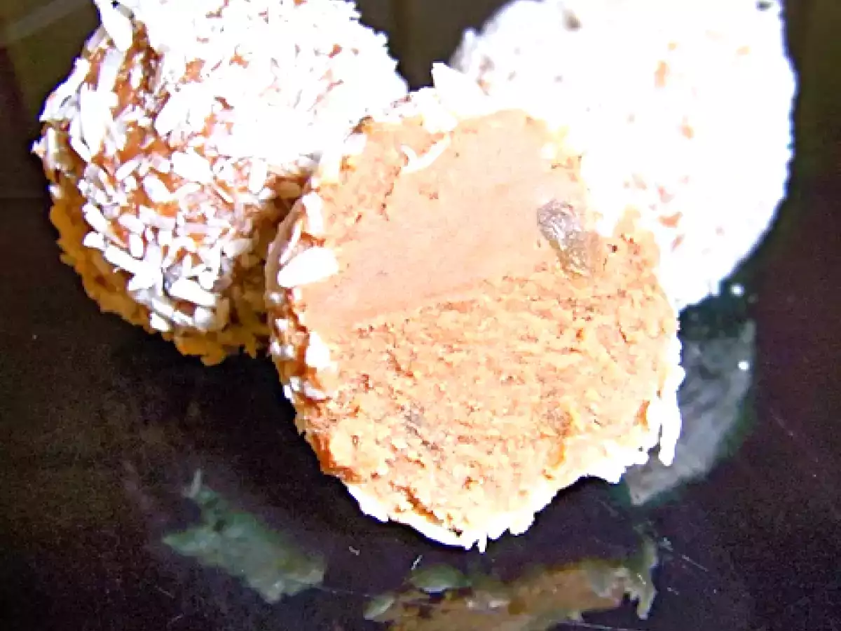 Orangentrüffel mit kandierten Ingwerstücken - foto 2