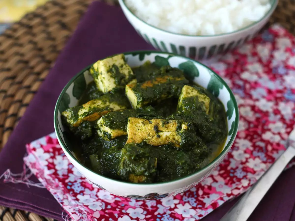 Palak Tofu: Indisches Curry mit Spinat und Tofu - foto 3