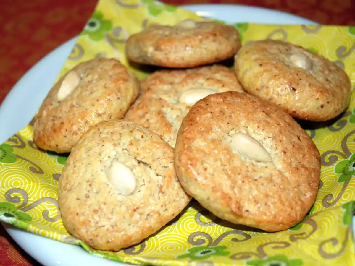 Palets de Dames - nussige Kekse aus Mürbteig