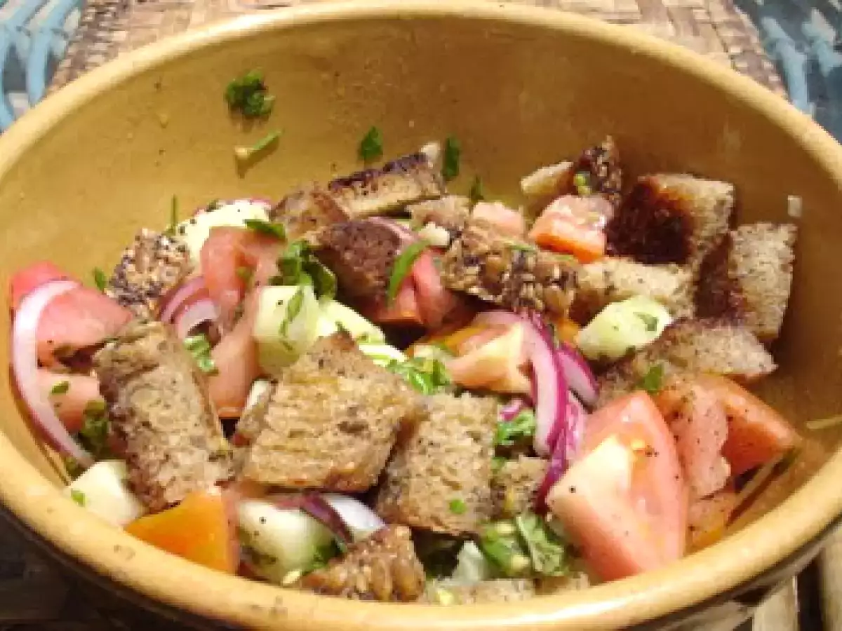 Panzanella - toskanischer Brotsalat