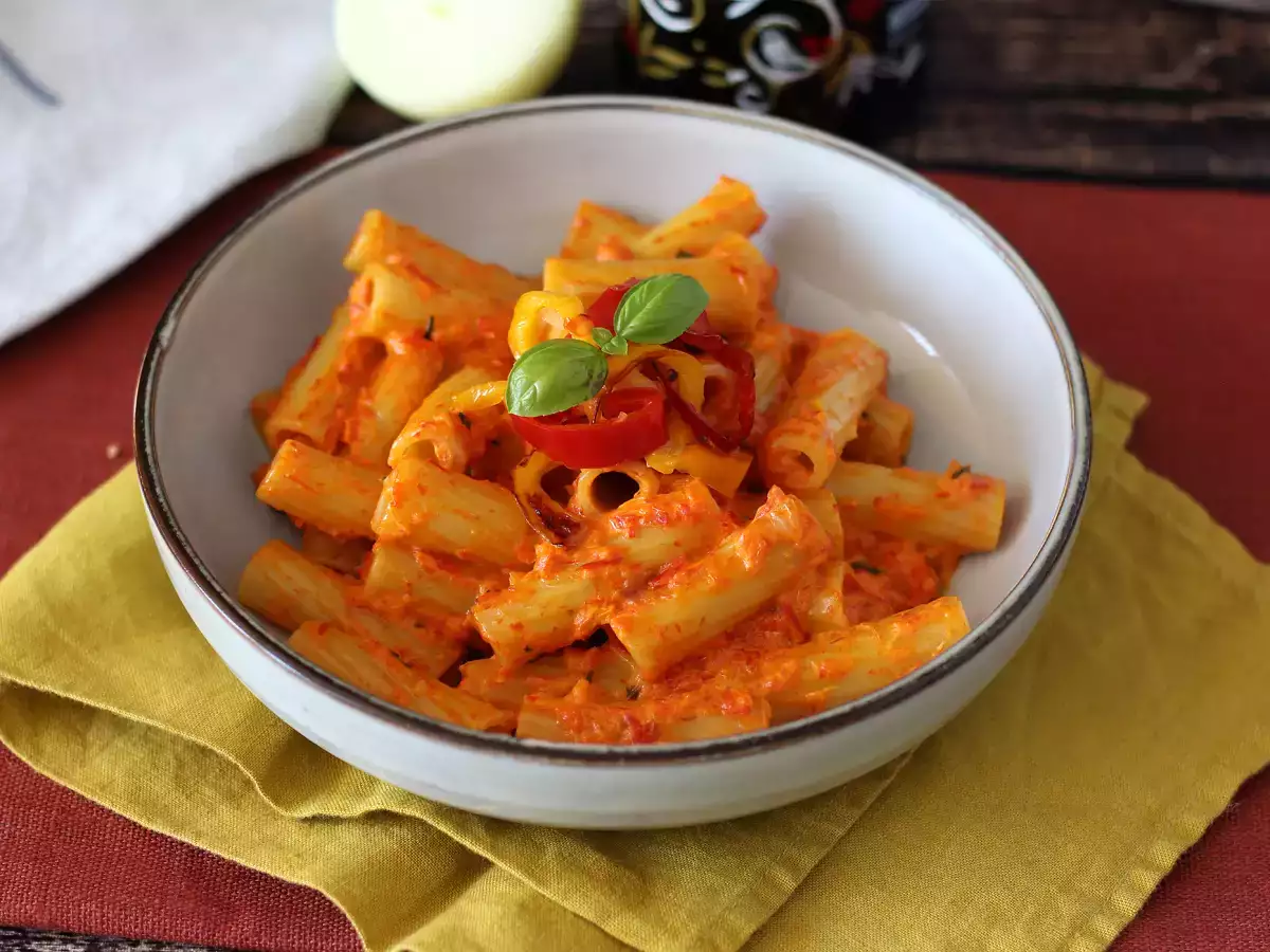 Paprika-Nudeln mit Philadelphia: cremig, schnell und lecker