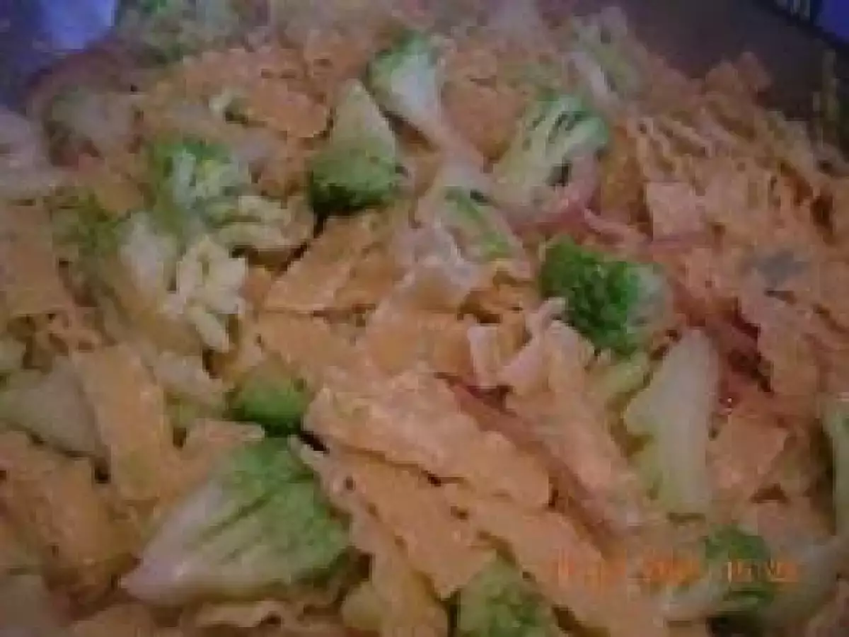 Pasta – Mafaldine-, Brokkoli, Fontina und Taleggio Käse