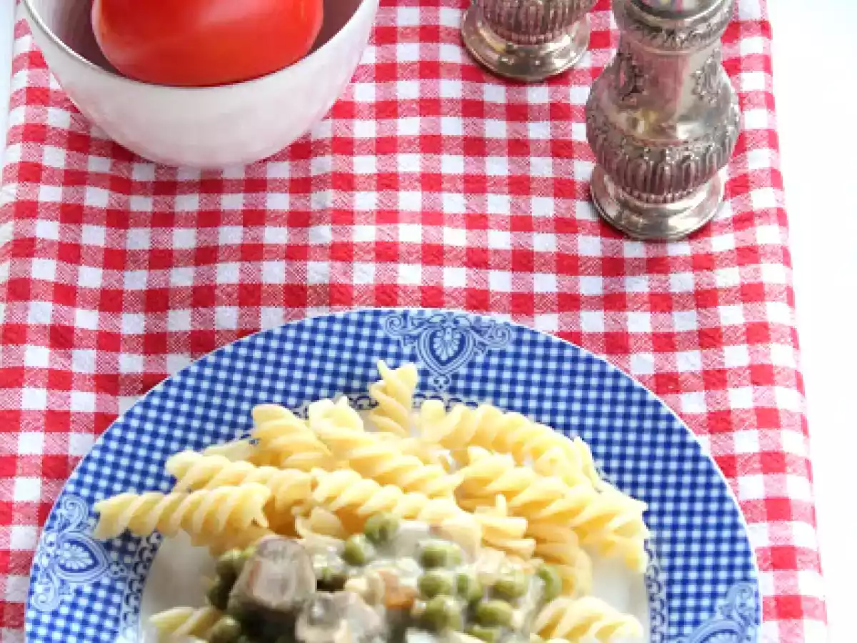 Pasta mit Erbsen und Champignons