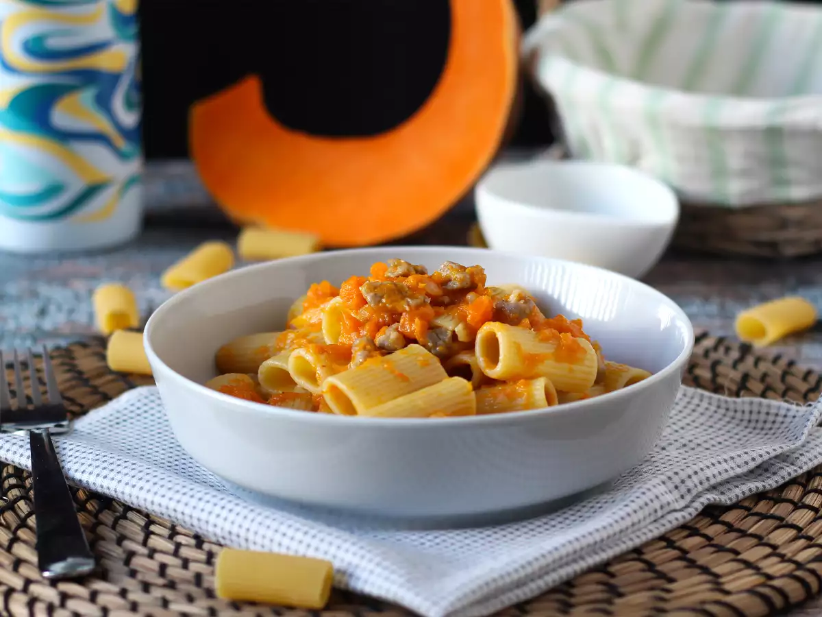 Pasta mit Kürbis und Salsiccia