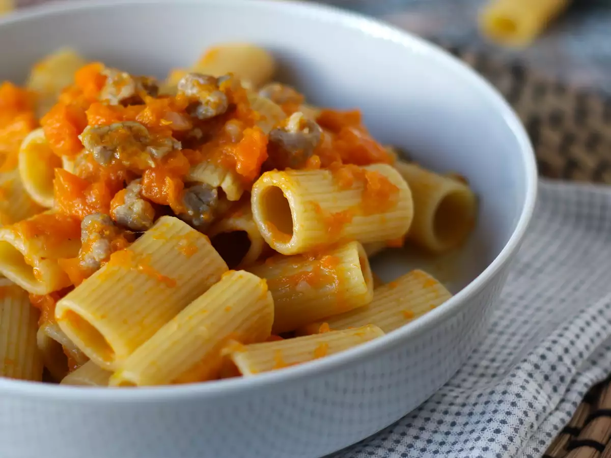 Pasta mit Kürbis und Salsiccia - foto 3