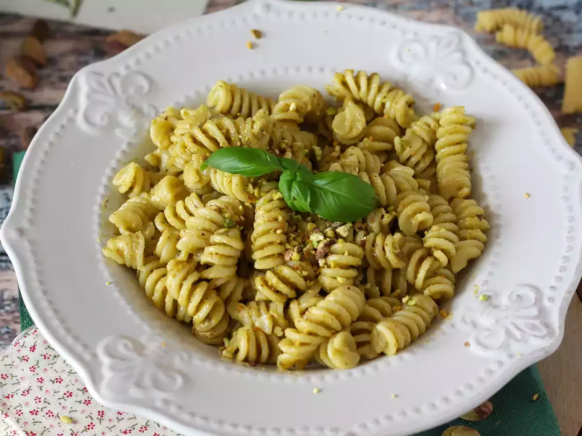 Pasta mit Pistazienpesto – ein köstliches und einfach zuzubereitendes Rezept - foto 3