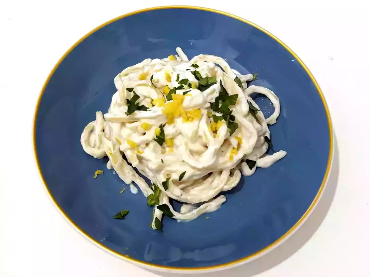 Pasta mit Ricotta und Zitrone, ein delikater erster Gang, der sehr einfach zuzubereiten ist! - foto 4