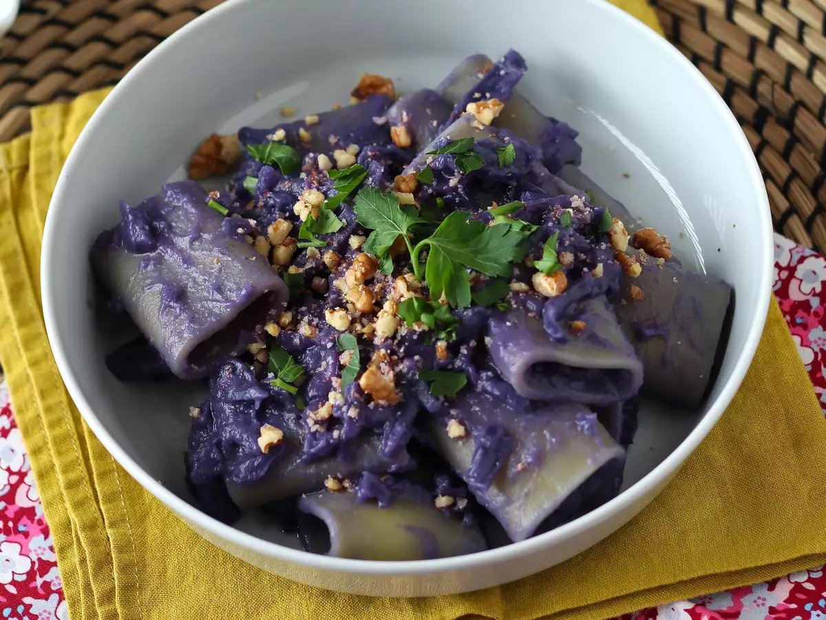 Pasta mit Rotkohl und Walnüssen: ein Hingucker und einfach zuzubereiten - foto 5