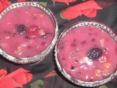 Pelte - refreshinf fruit dessert