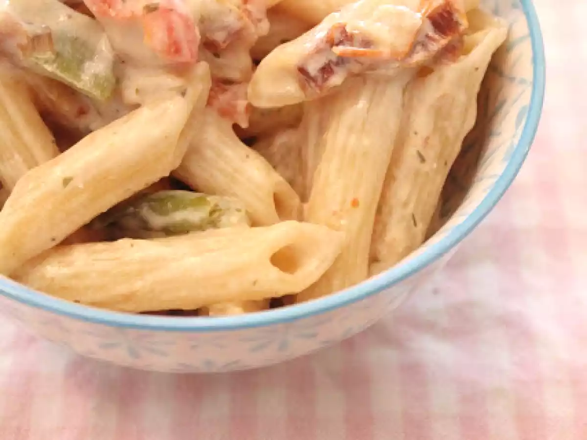 Penne mit Estragon-Frischkäse-Sauce