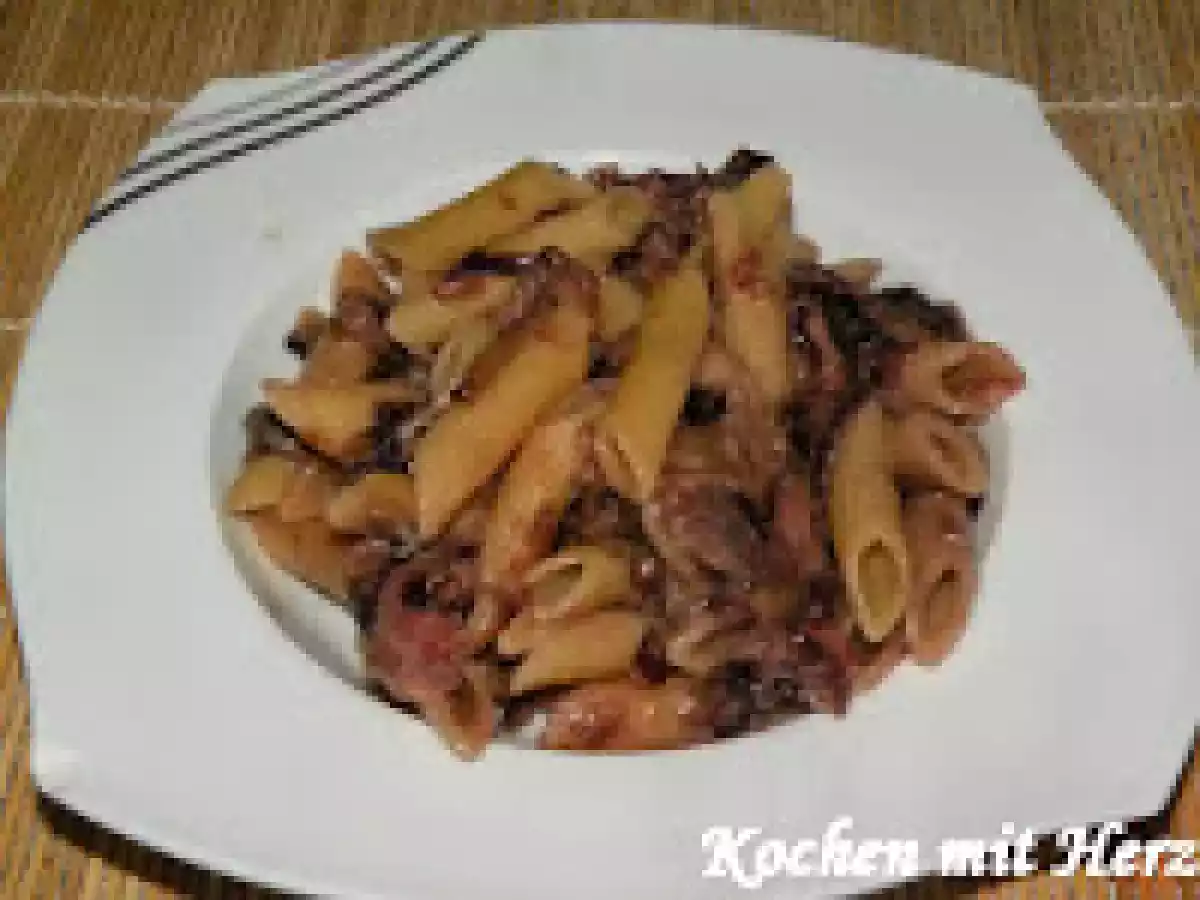 Penne mit Radicchio und Gorgonzola