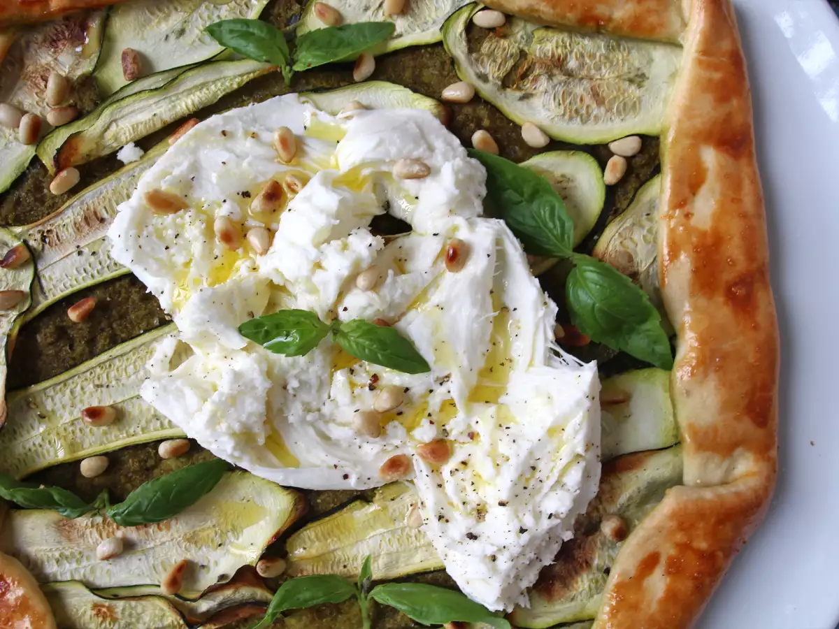 Pesto-Zucchini-Tarte: Das einfache Rezept, das nach Sommer duftet! - foto 4