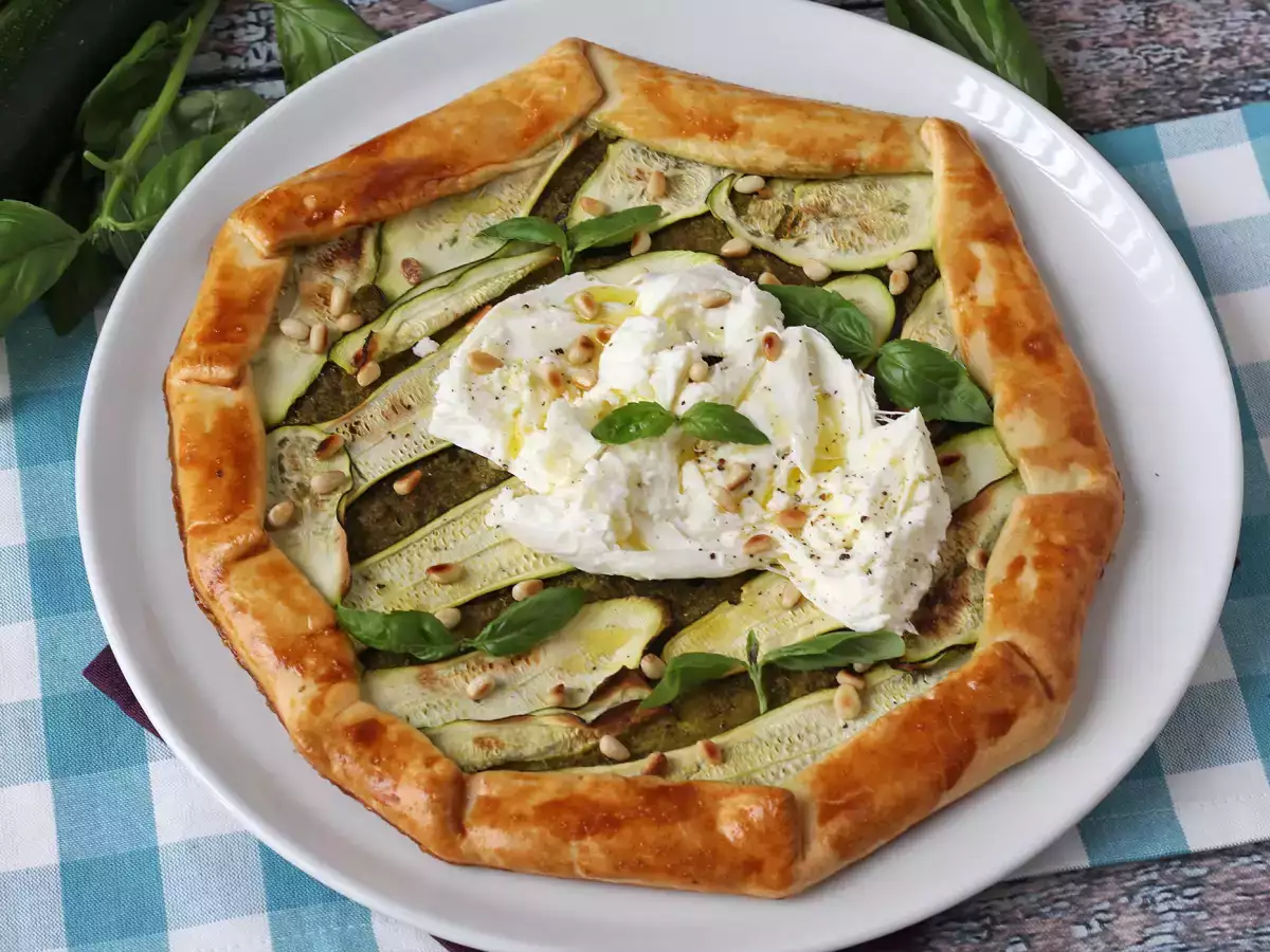 Pesto-Zucchini-Tarte: Das einfache Rezept, das nach Sommer duftet! - foto 6