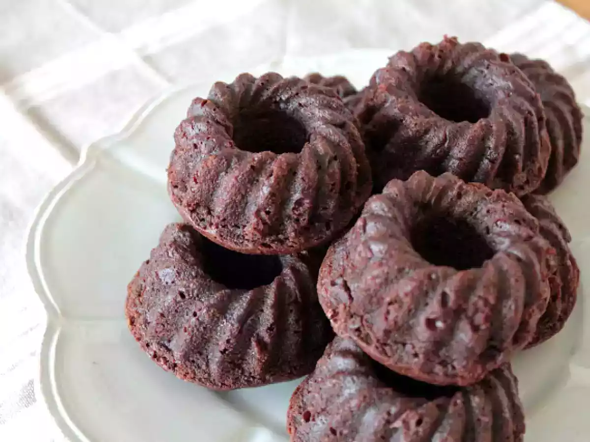 Petits kouglofs au chocolat avec crème de marrons