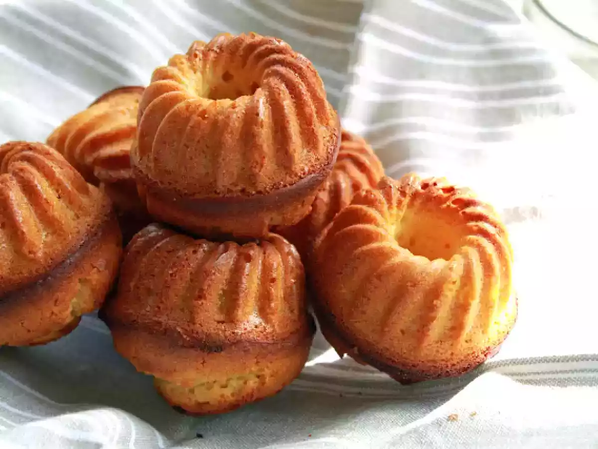 Petits kouglofs au miel