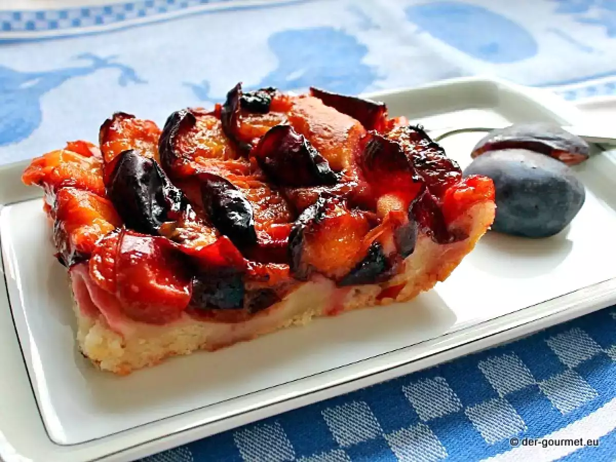 Pflaumen auf Quark Öl Teig