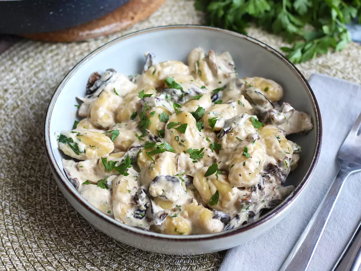 Pilz-Gnocchi: einfaches und leckeres Rezept mit Sahne