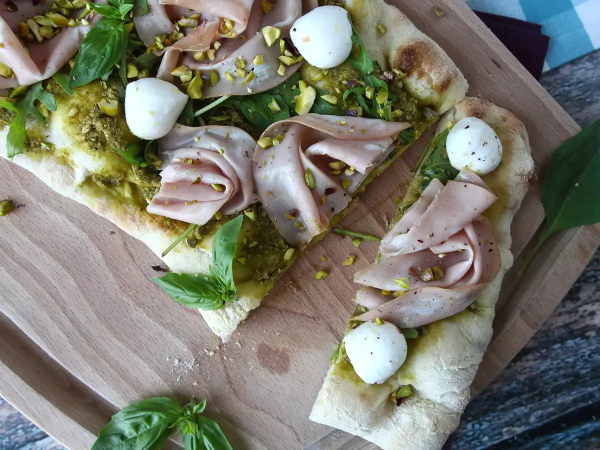 Pinsa mit Pesto und Mortadella, in 10 Minuten zubereitet! - foto 8