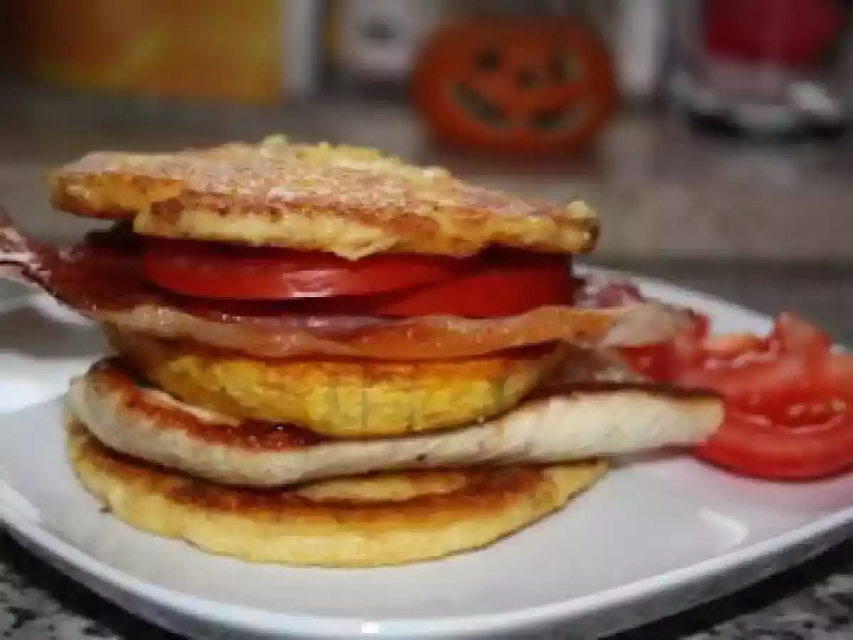Polentaburger mit Kürbis und Putensteak