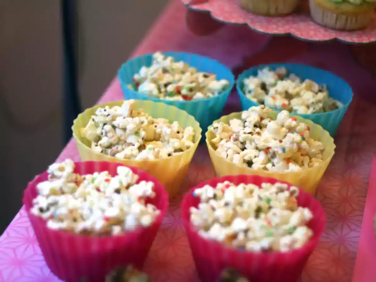 Popcorn mit weißer schokolade {start der from miss to mrs. serie!}