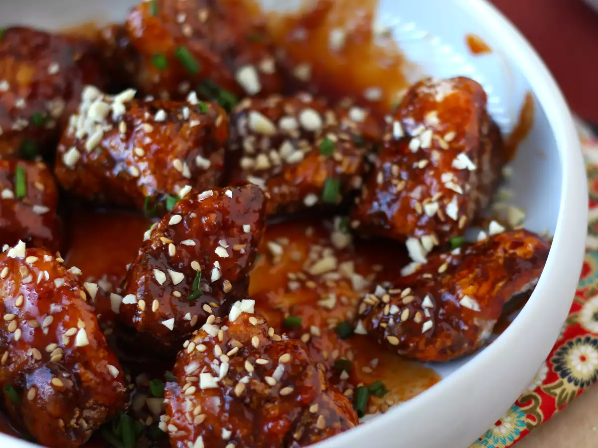 Poulet frit coréen à la sauce épicée au gochujang - Dakgangjeong - foto 4