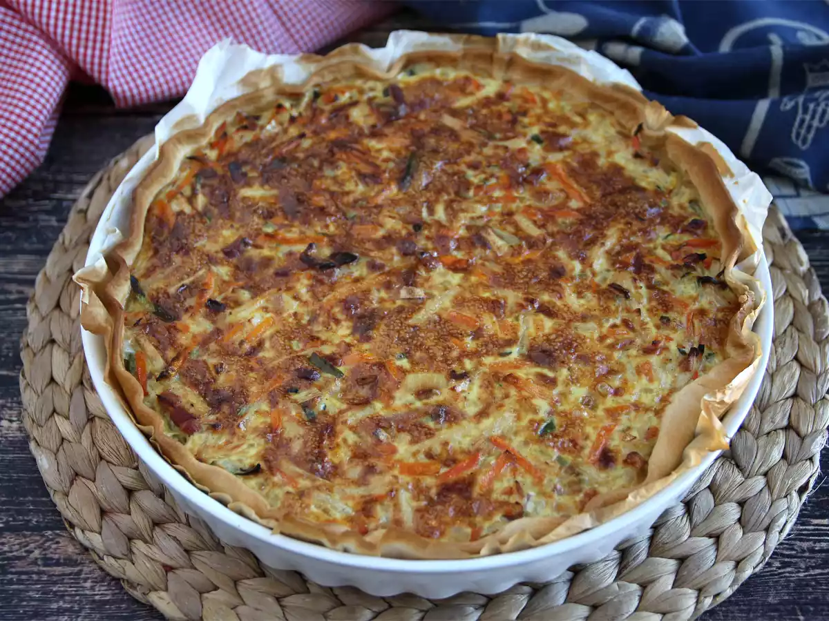 Quiche mit Gemüse und Speck, die allen schmeckt!