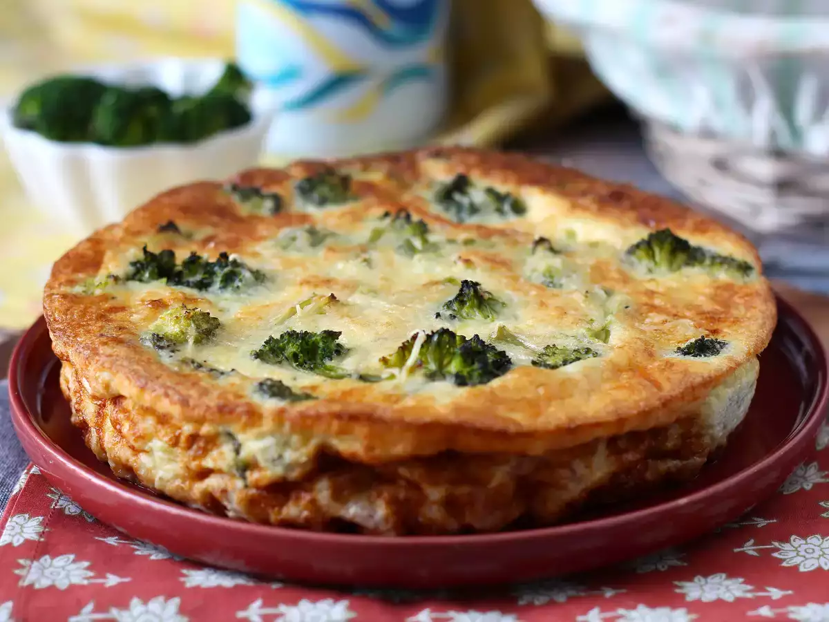 Quiche ohne Boden mit Brokkoli, Pancetta und Hüttenkäse - foto 2