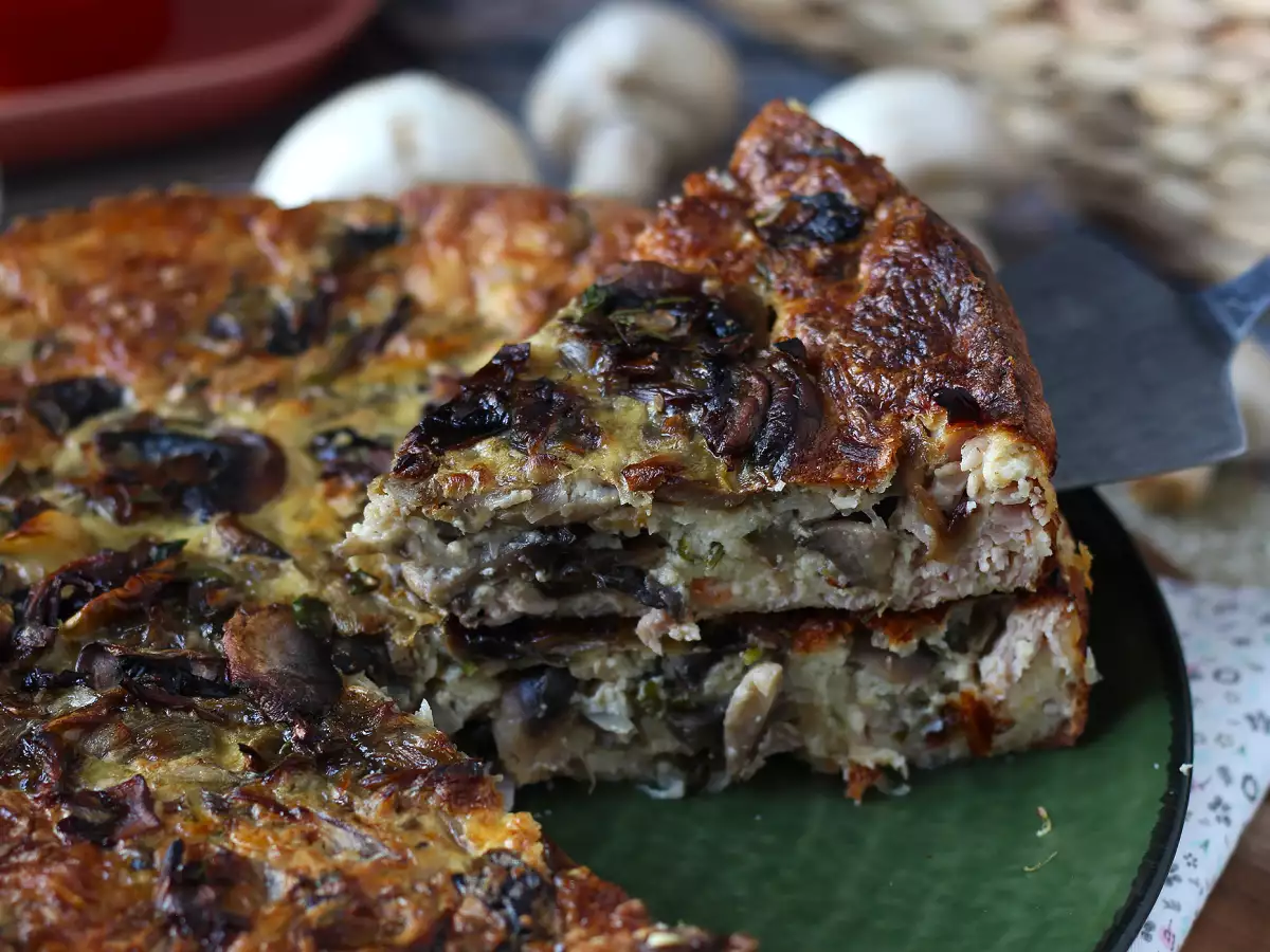 Quiche ohne Boden mit Pilzen, Speck und Hüttenkäse - foto 6