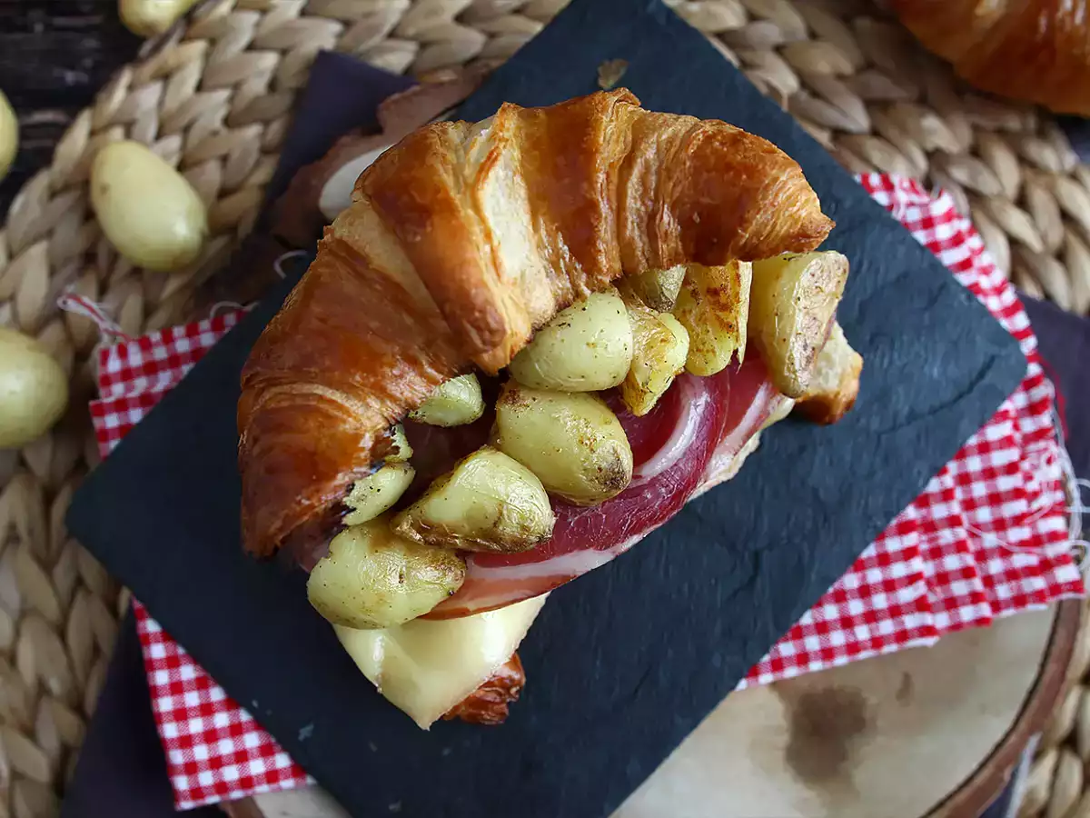 Raclette-Croissant-Sandwich: herzhaftes Rezept für einen gelungenen Brunch! - foto 2