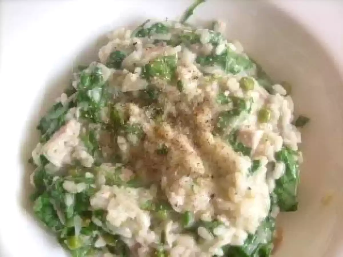 Rauke Risotto mit Hähnchenfleisch