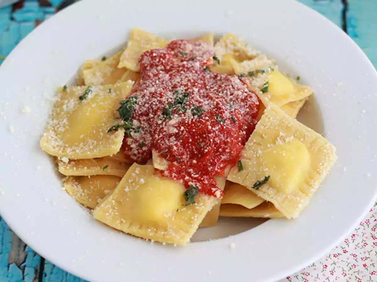 Ravioli mit Ricotta: einfaches Rezept Schritt für Schritt