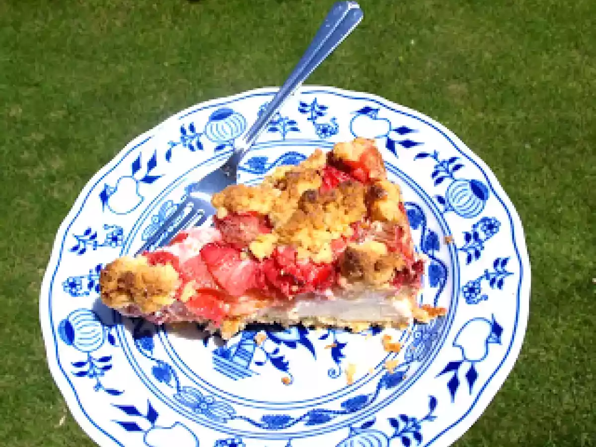 Rhabarber und Erbeeren