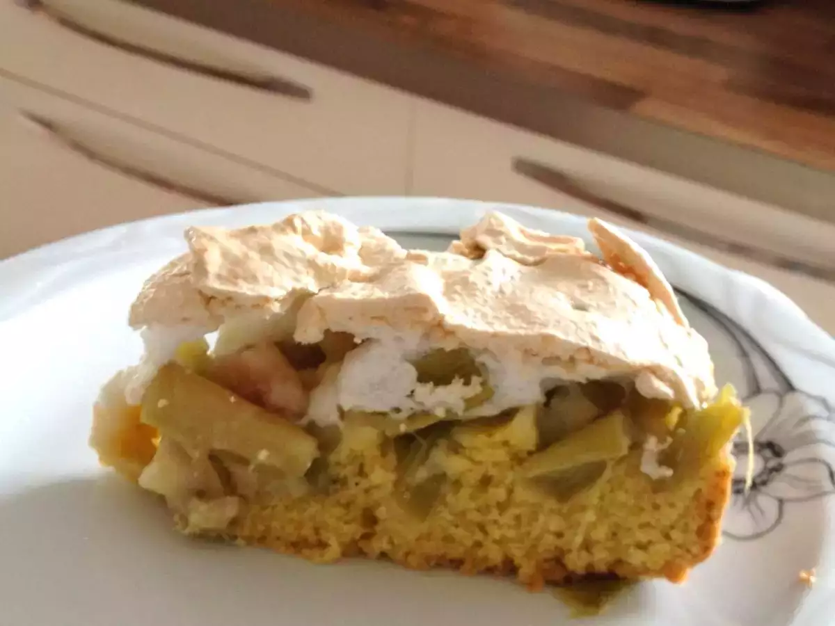 Rhabarberkuchen mit Baiser